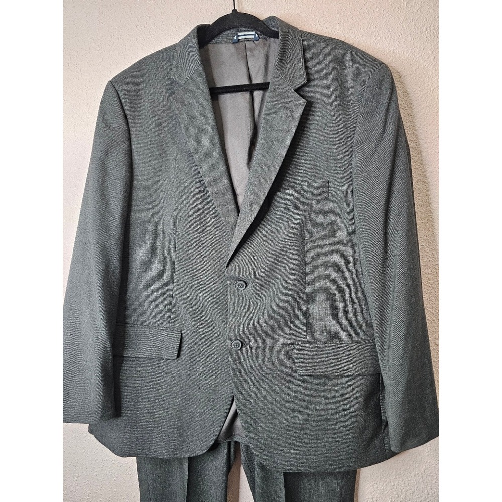 Saddlebred Mens Motion Stretch Suit Charcoal Gray 46S Jacket 34x30 Pants 2 Piece